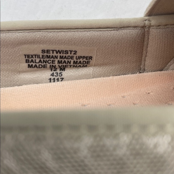 NWOB. Easy Spirit Twist 8 Vapor Slip-On Sneakers. 12M - Picture 3 of 12